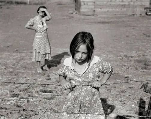 Portrait of Young Woman, Dust Bowl, 1939 Photo by Dorthea Lange